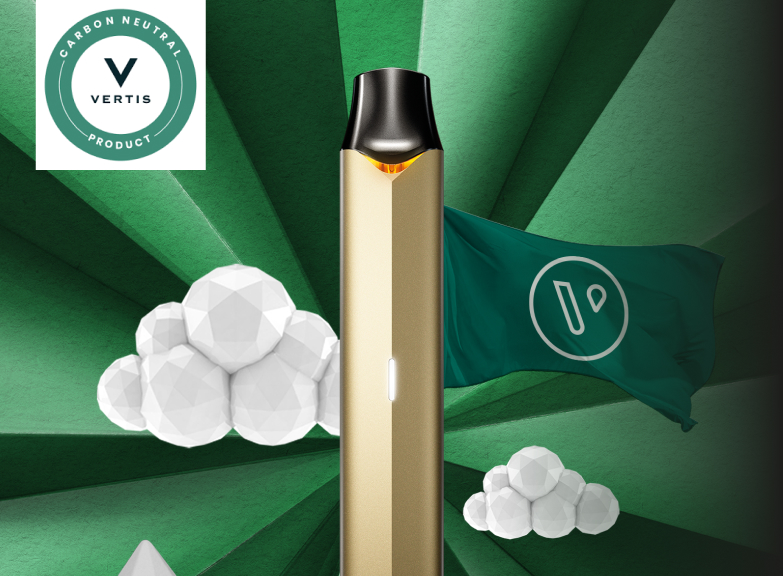e-cigarette Vuse avec un fond vert avec des images et le logo Vertis neutre en carbonne