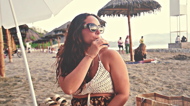 Vape Vuse en la Playa Mafer Gif